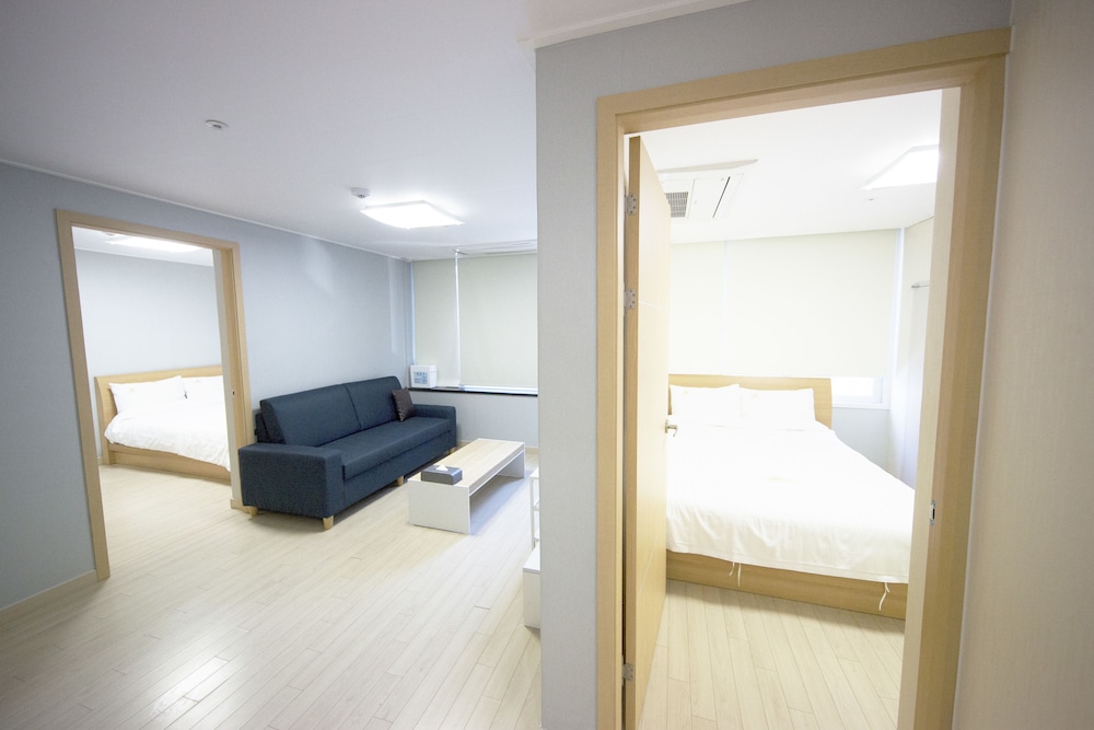 Inn-The City Business Hotel 34/53