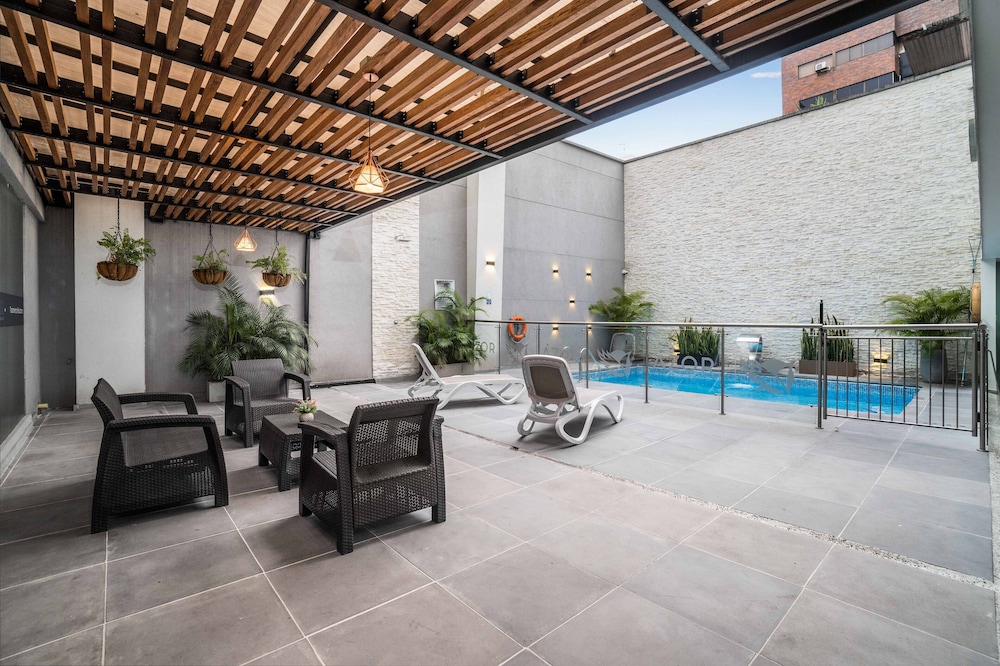 Azor Hotel Cali Versalles Ex Vizcaya Real 46/69
