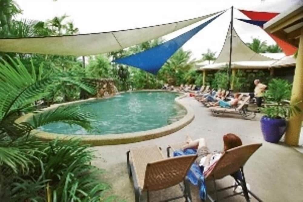 BOHEMIA RESORT CAIRNS 30/45