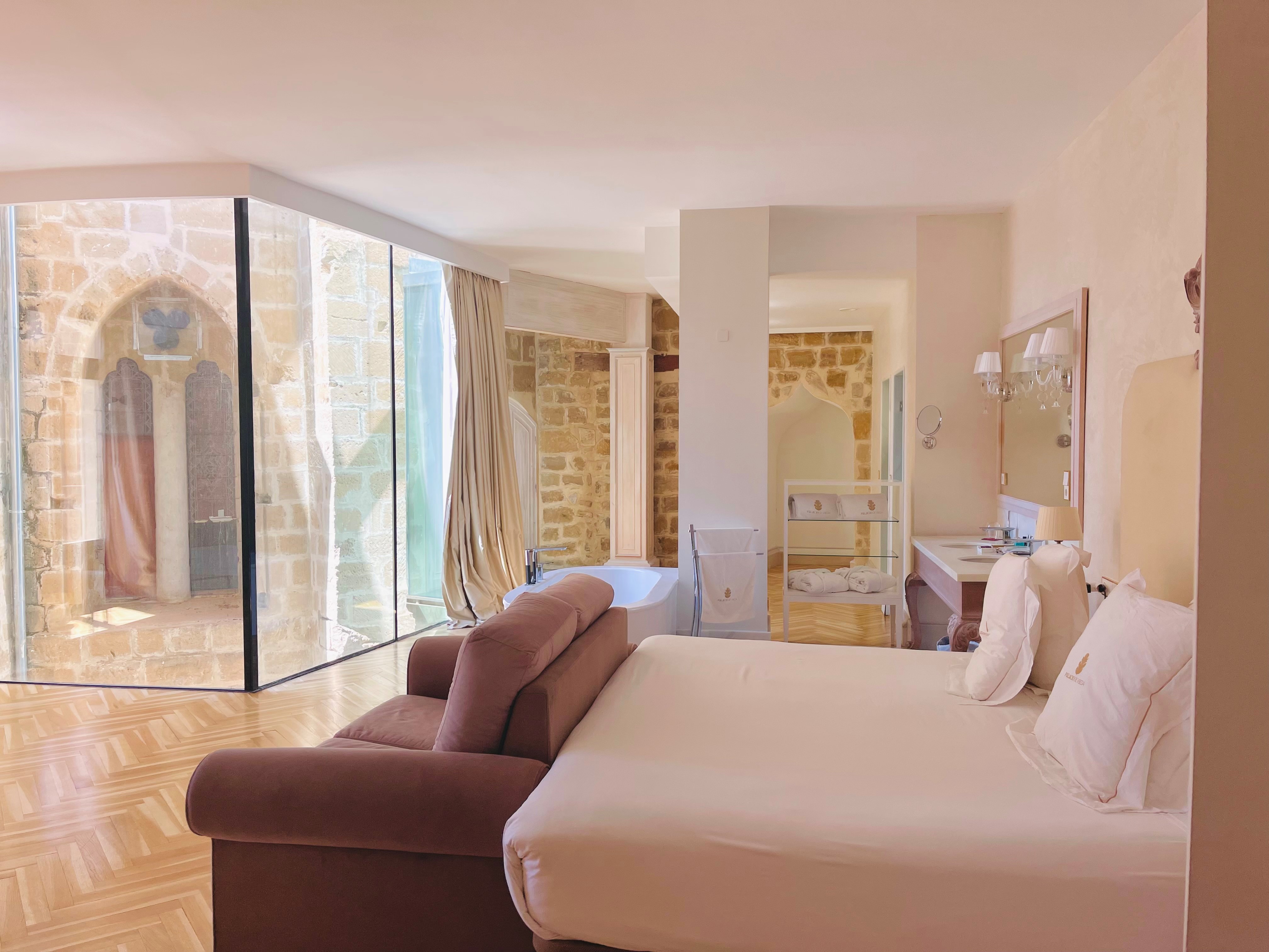 Junior Suite, Deluxe, Family