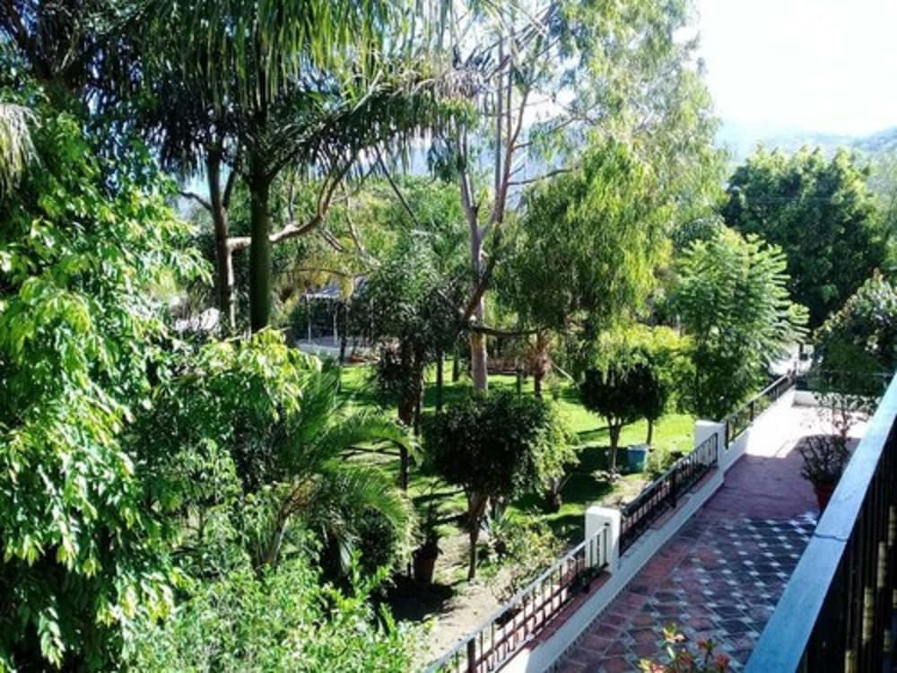 Hacienda la Puerta de Enmedio 51/56