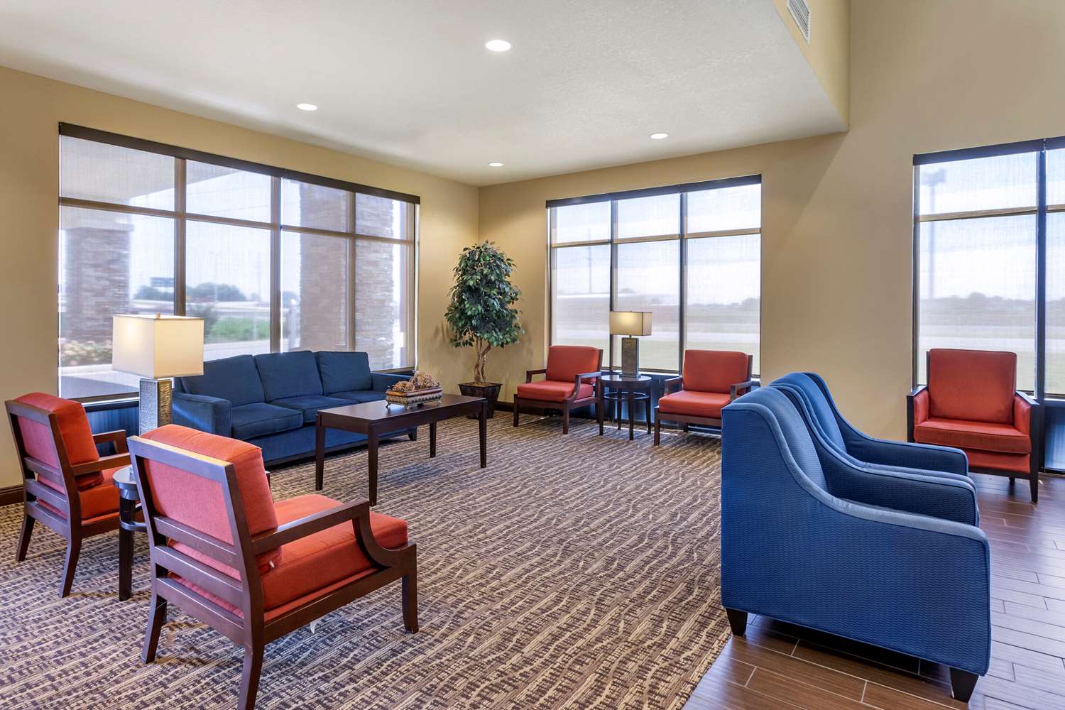 Comfort Suites Jonesboro University Area 14/32