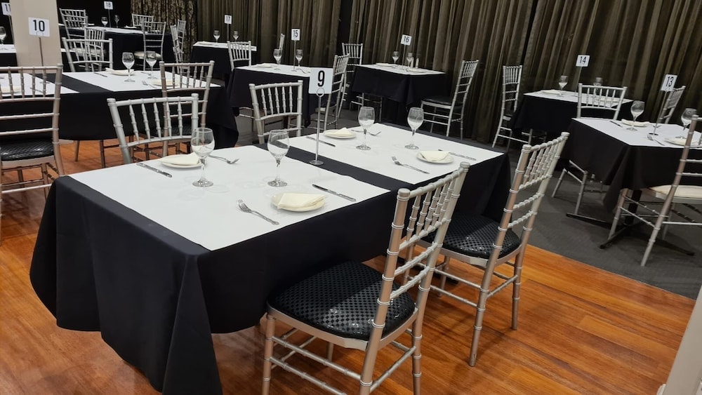 CHECKERS RESORT & CONFERENCE CENTRE 42/52