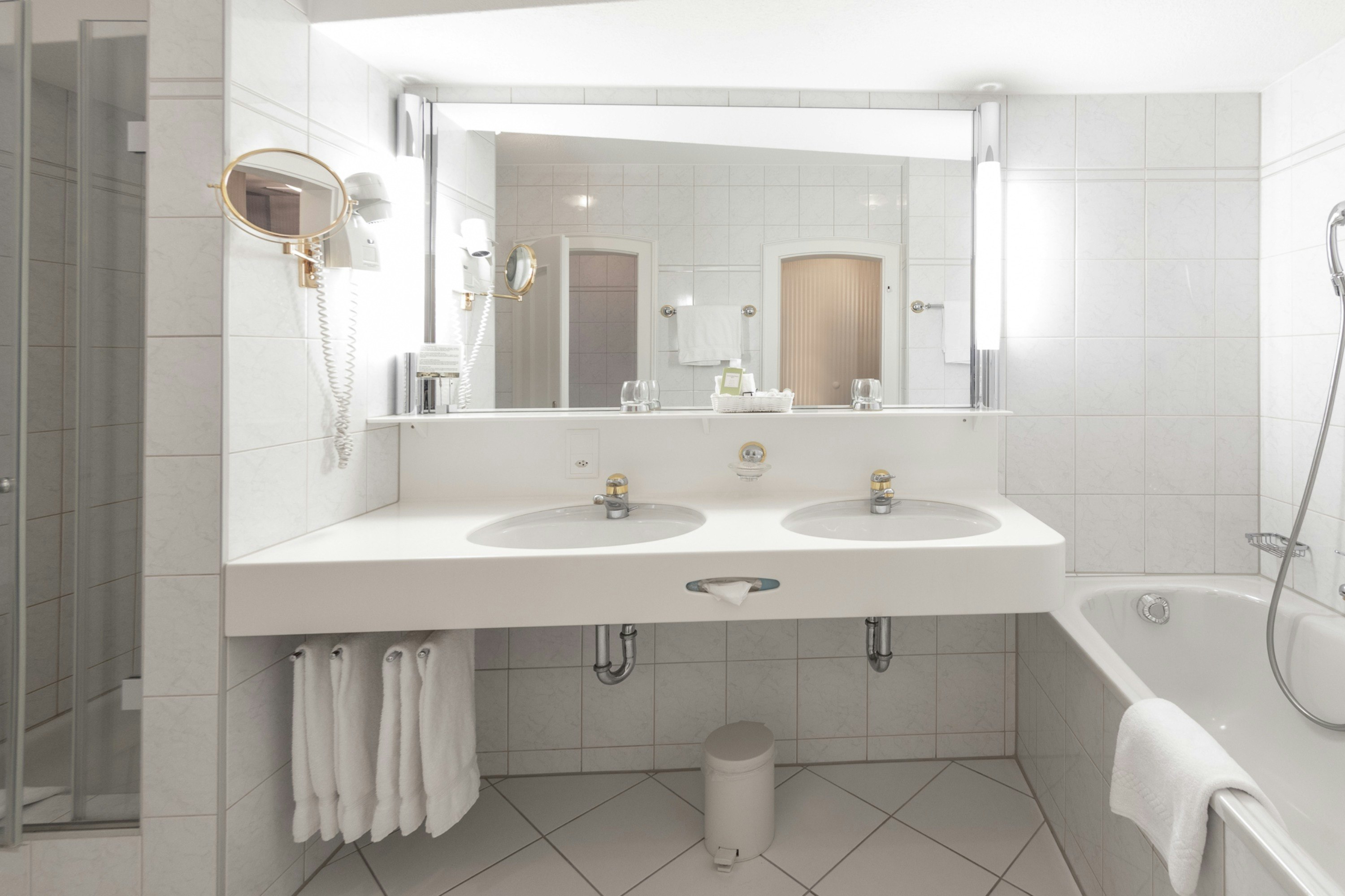 Hotel Wilden Mann 37/40