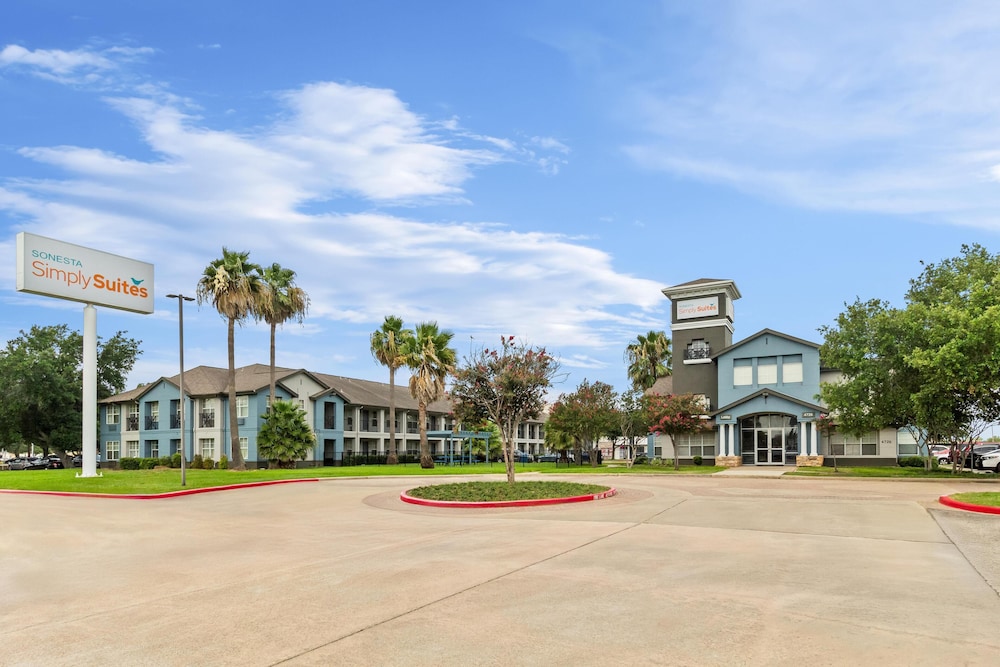 Sonesta Simply Suites Stafford 46/54