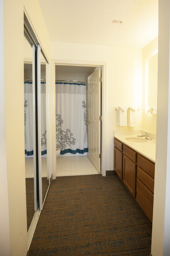 Residence Inn By Marriott Cincinnati Airport Erlanger 17/40