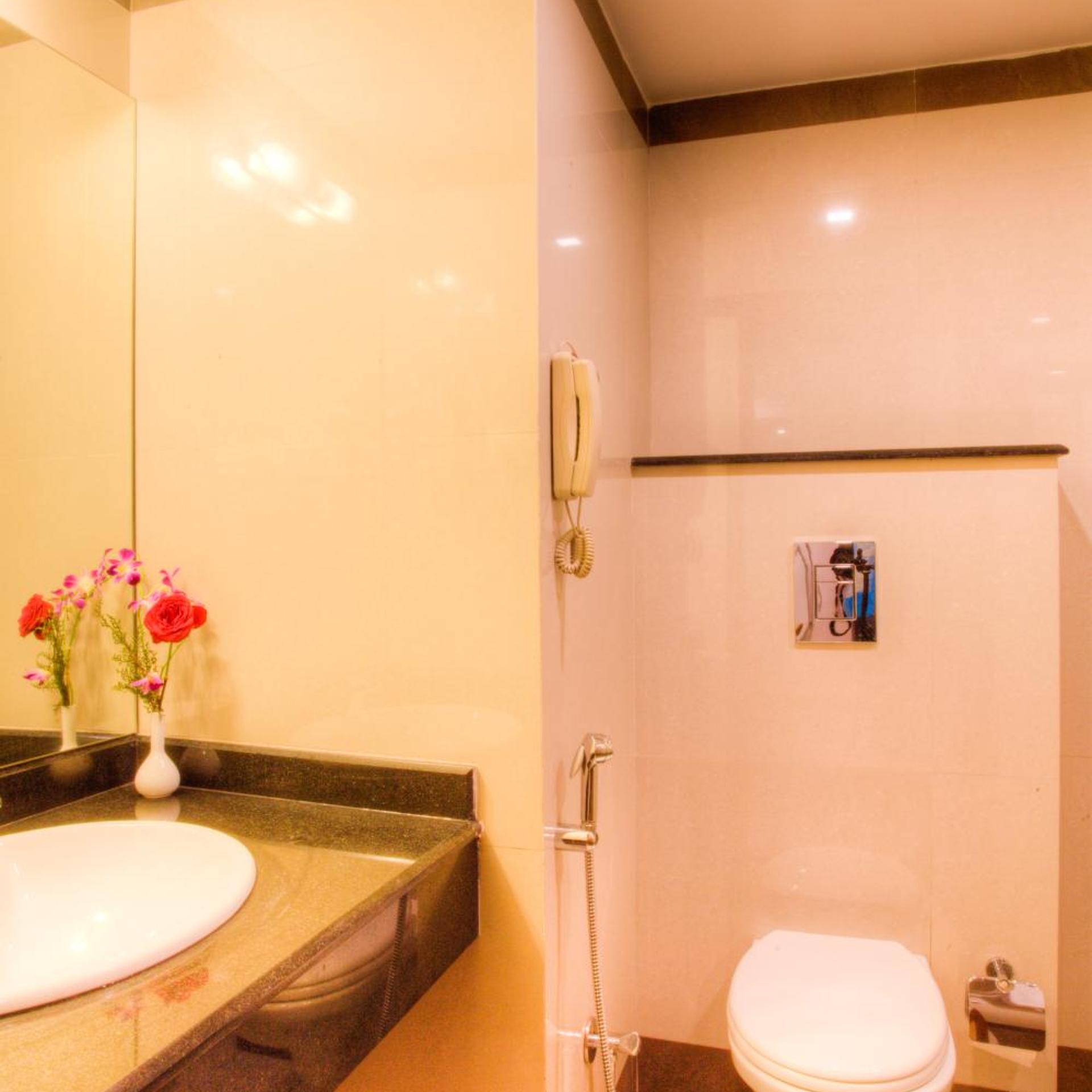 The Atrium Boutique Hotel 26/28