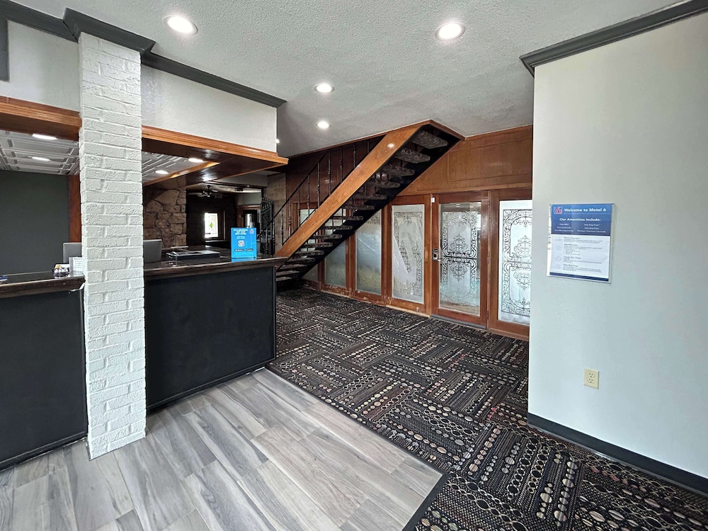 Motel6 Ada, OK 8/33