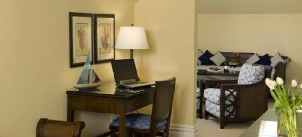 West Cliff Inn - A Four Sisters Inn 52/59