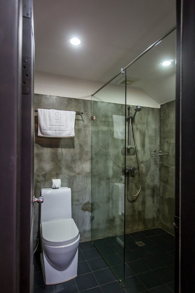 Baby Elephant Boutique Hotel 64/69