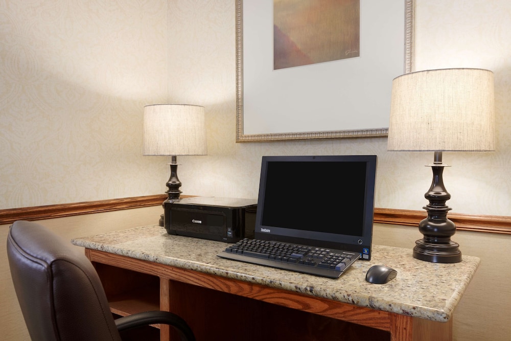 Country Inn and Suites By Radisson Ashland Hanover VA 25/30