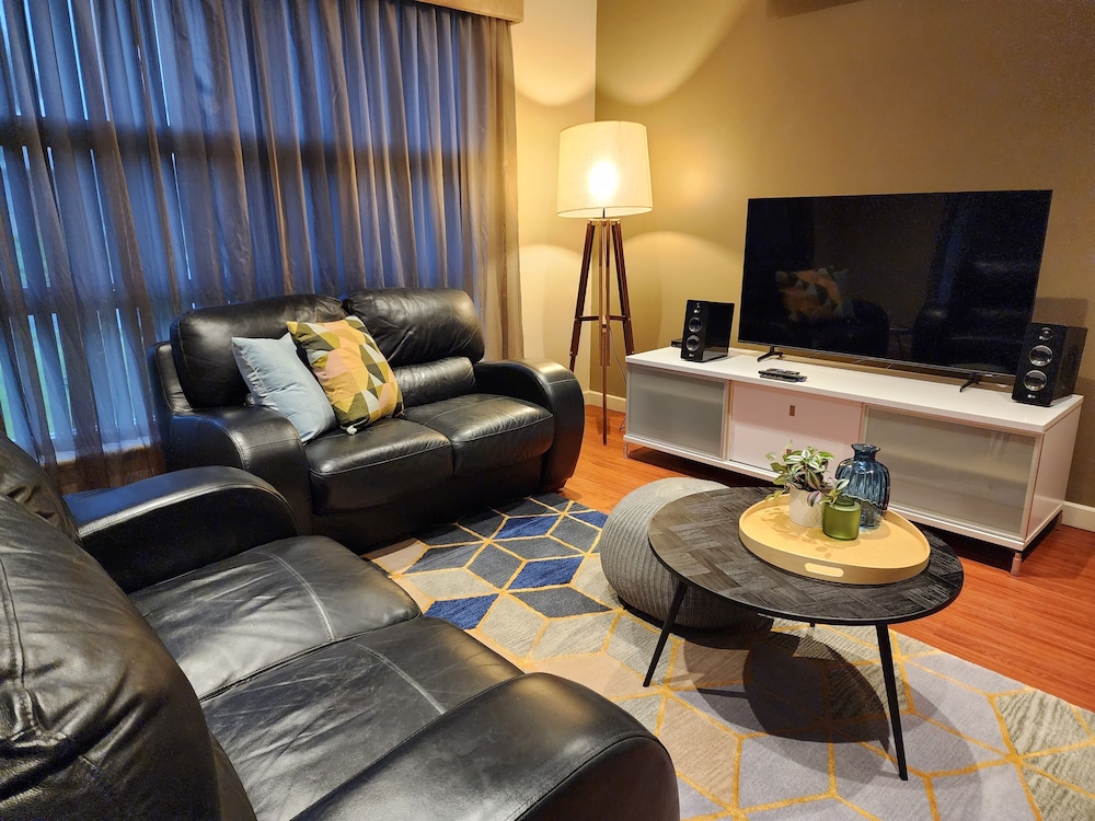 Ethelton Serviced Apartments 25/50