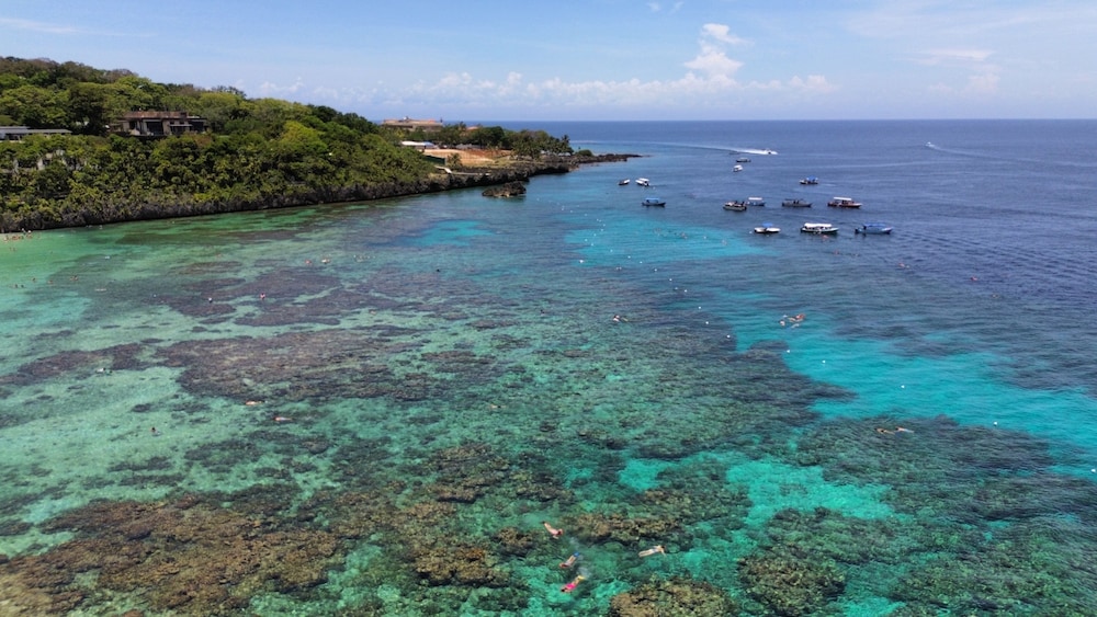 Naboo Resort & Dive Center - Adults Only 45/50