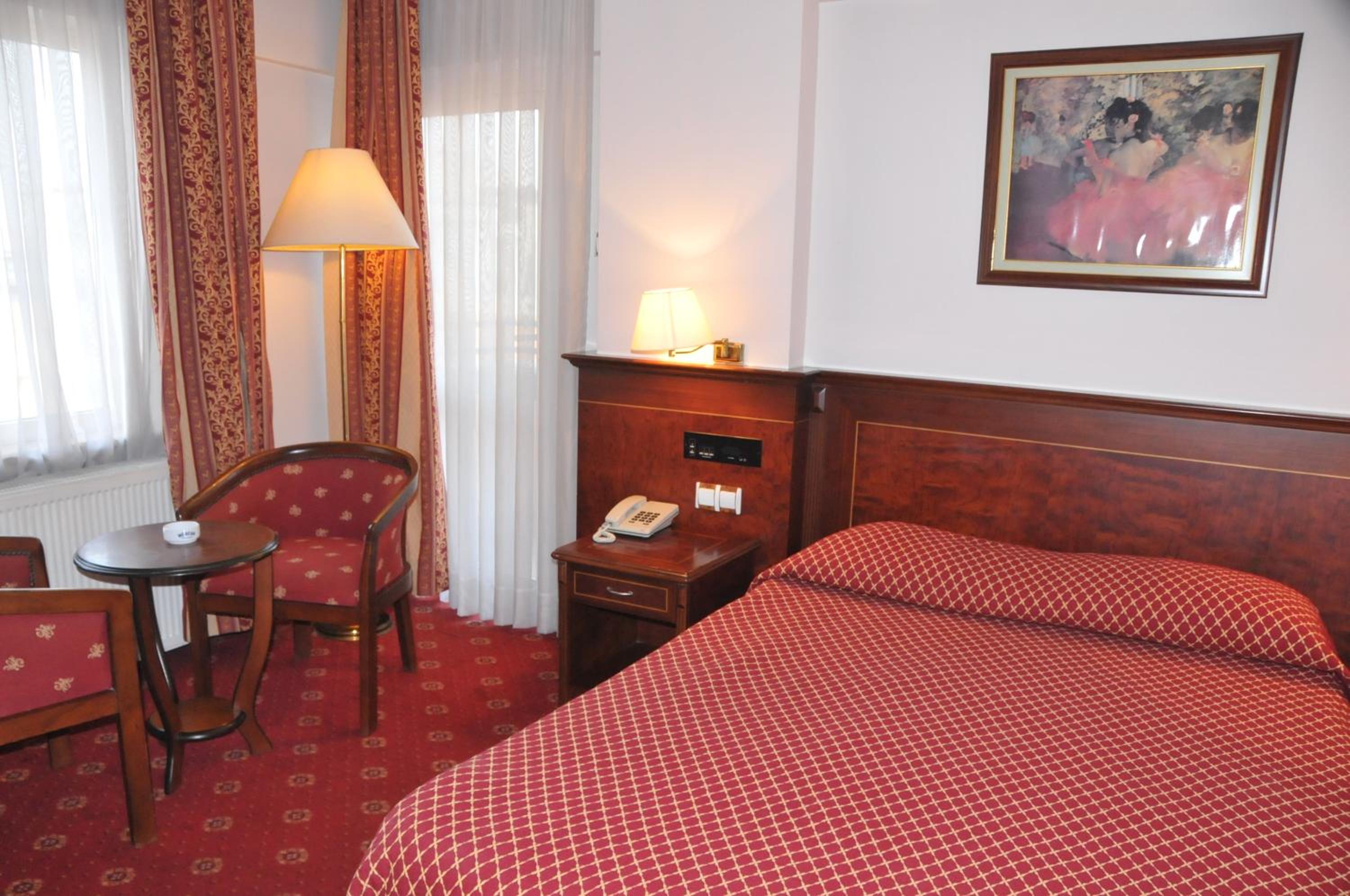 Ozilhan Hotel 45/59