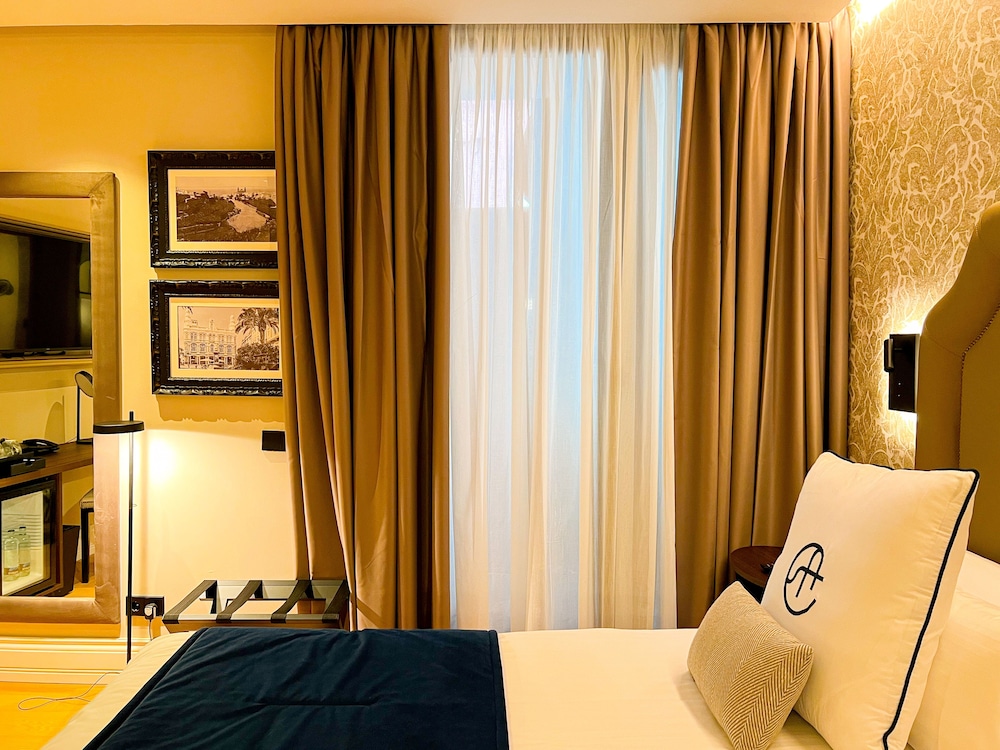 Boutique Hotel Cordial Plaza Mayor de Santa Ana 40/57