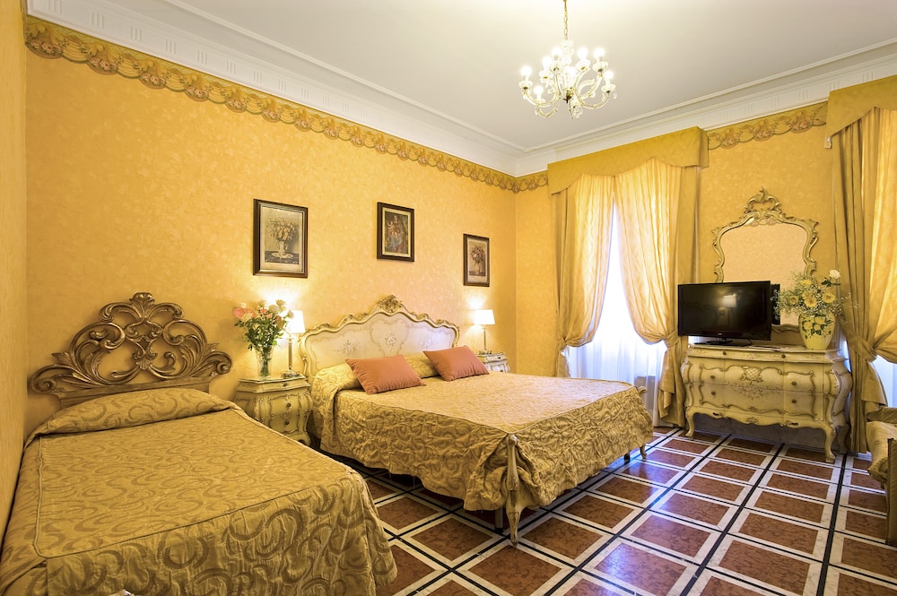 Hotel Villa San Lorenzo Maria 17/57