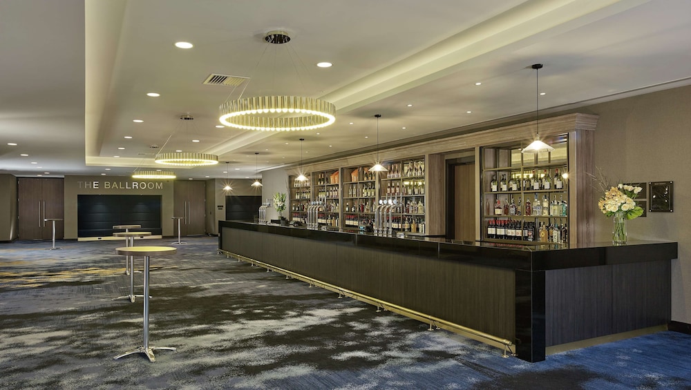 Doubletree By Hilton Hull 8/68