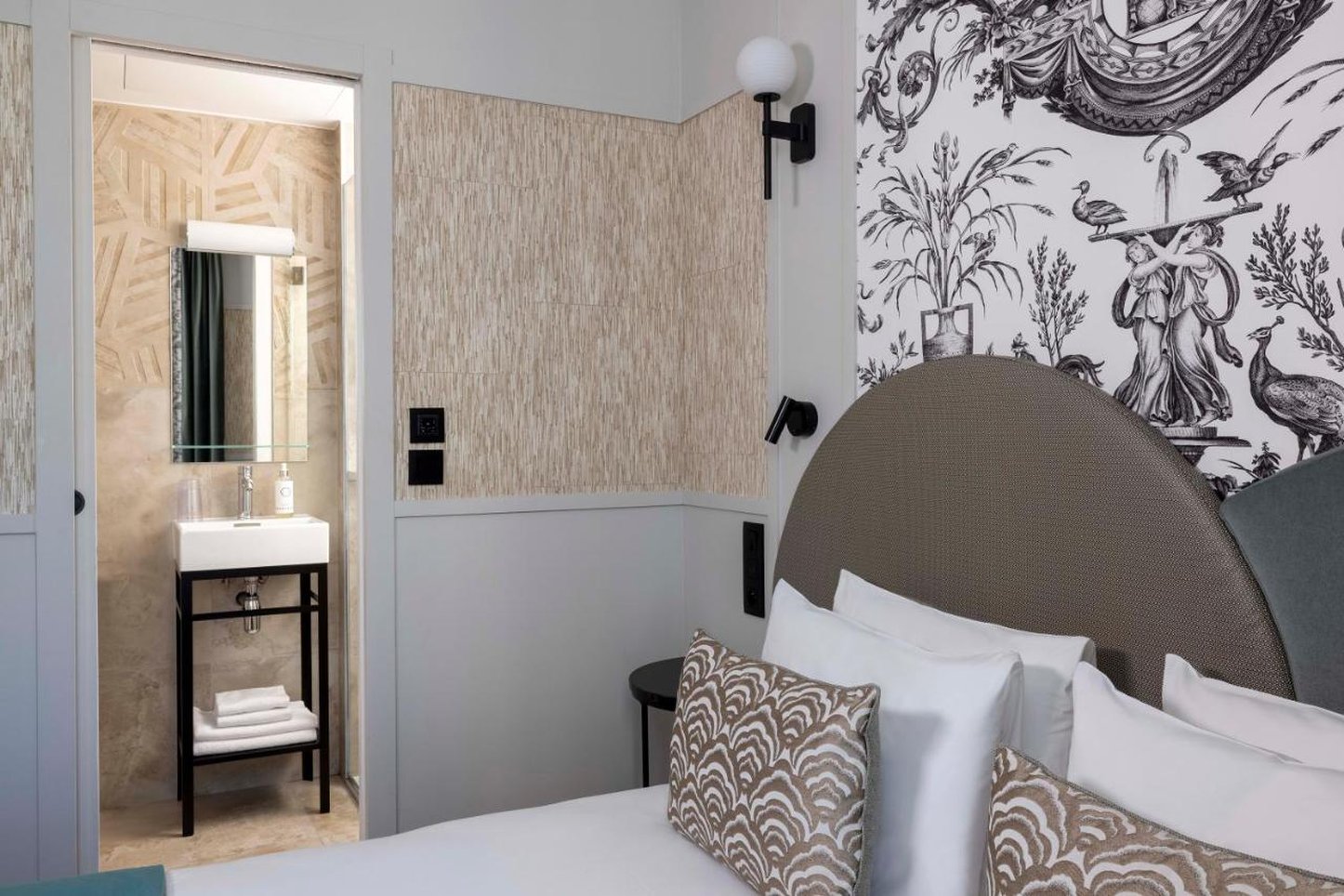 Grand Hotel Leveque 45/72