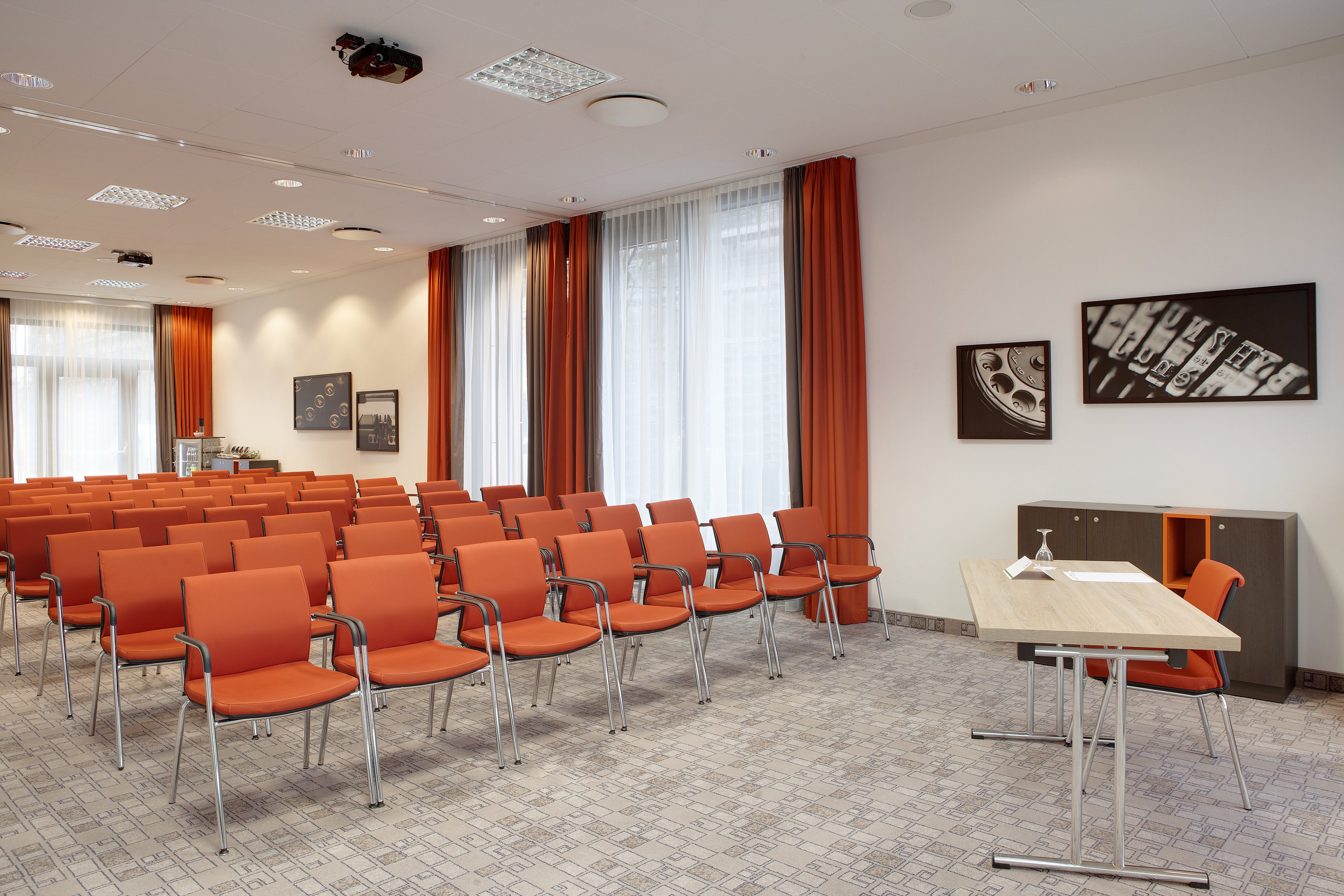Holiday Inn Berlin City East Side 44/50