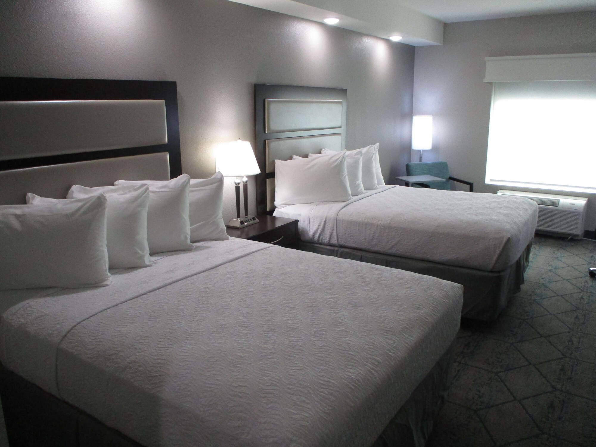 Standard, 2 Queen Beds