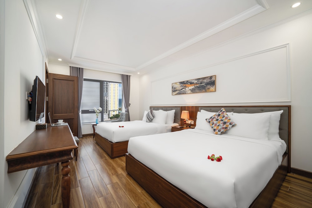 2 BEDROOMS, CONNECTING, FAMILY