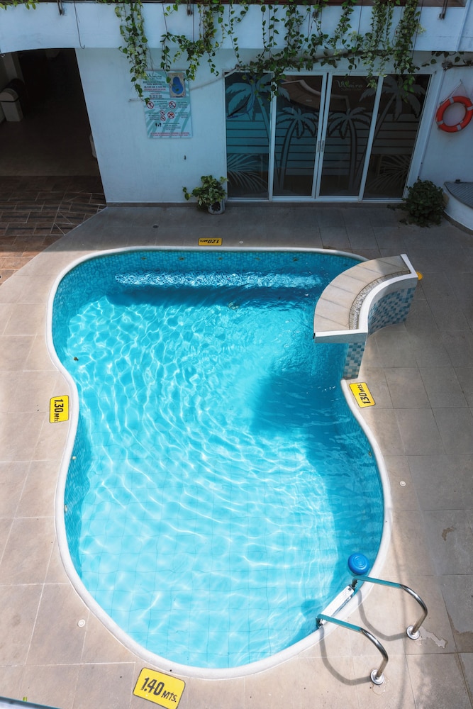 Waira Suites Hotel 33/55
