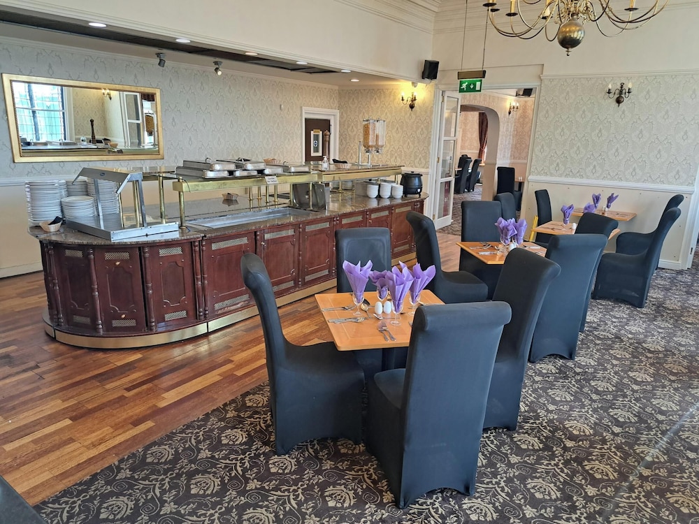 Prince of Wales Hotel Southport 45/62