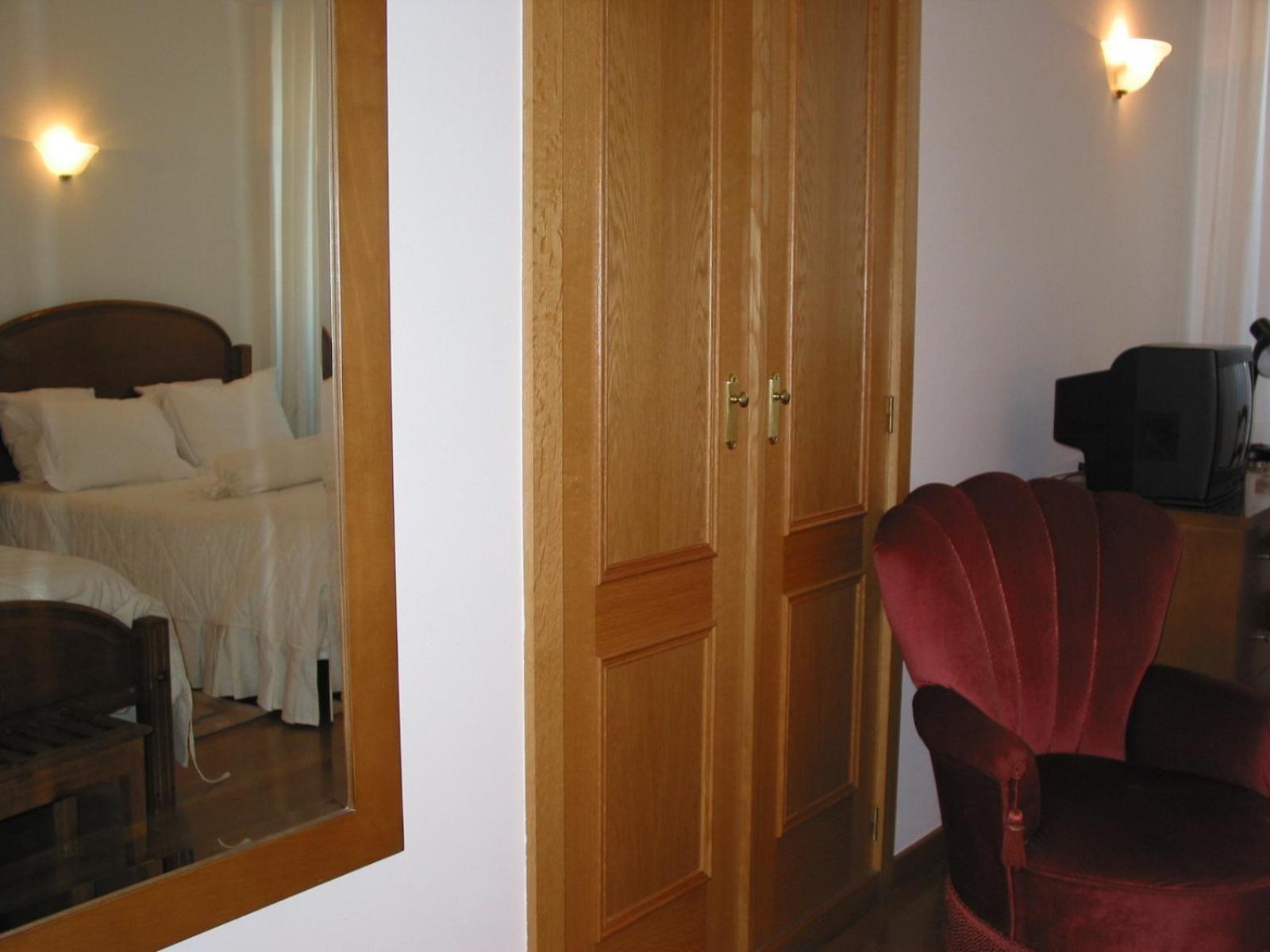 Santos Hotel 40/50