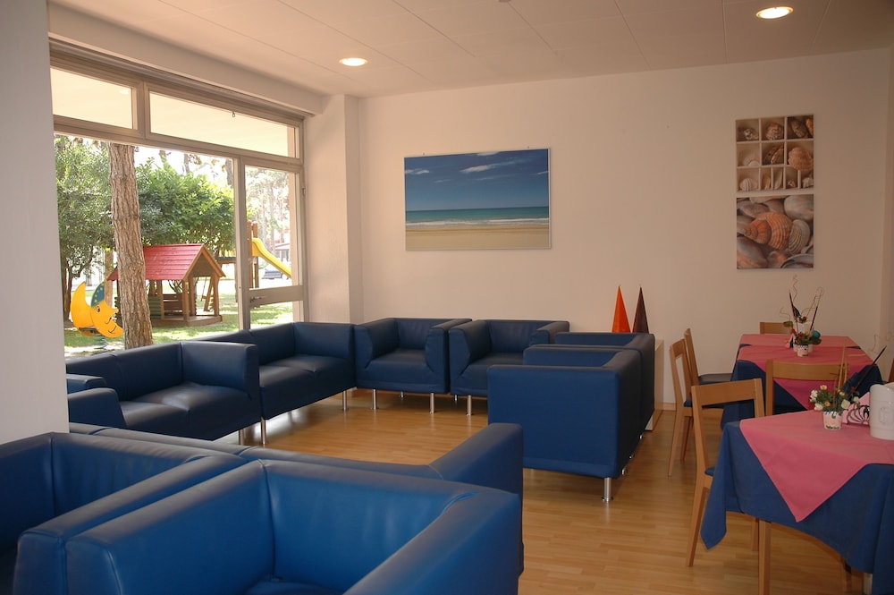 APARTHOTEL ALBATROS 10/29