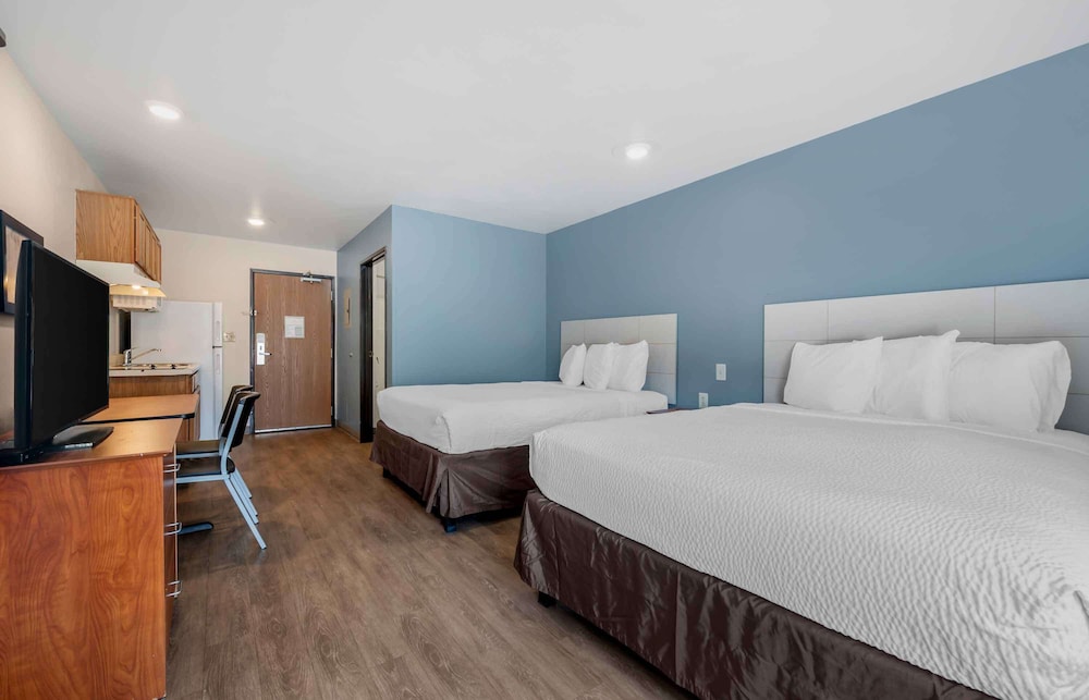 Extended Stay America Select Suites - Orlando - East 11/42