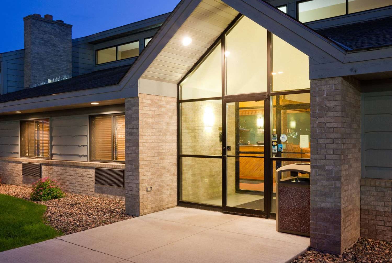 AmericInn by Wyndham Rice Lake 5/10