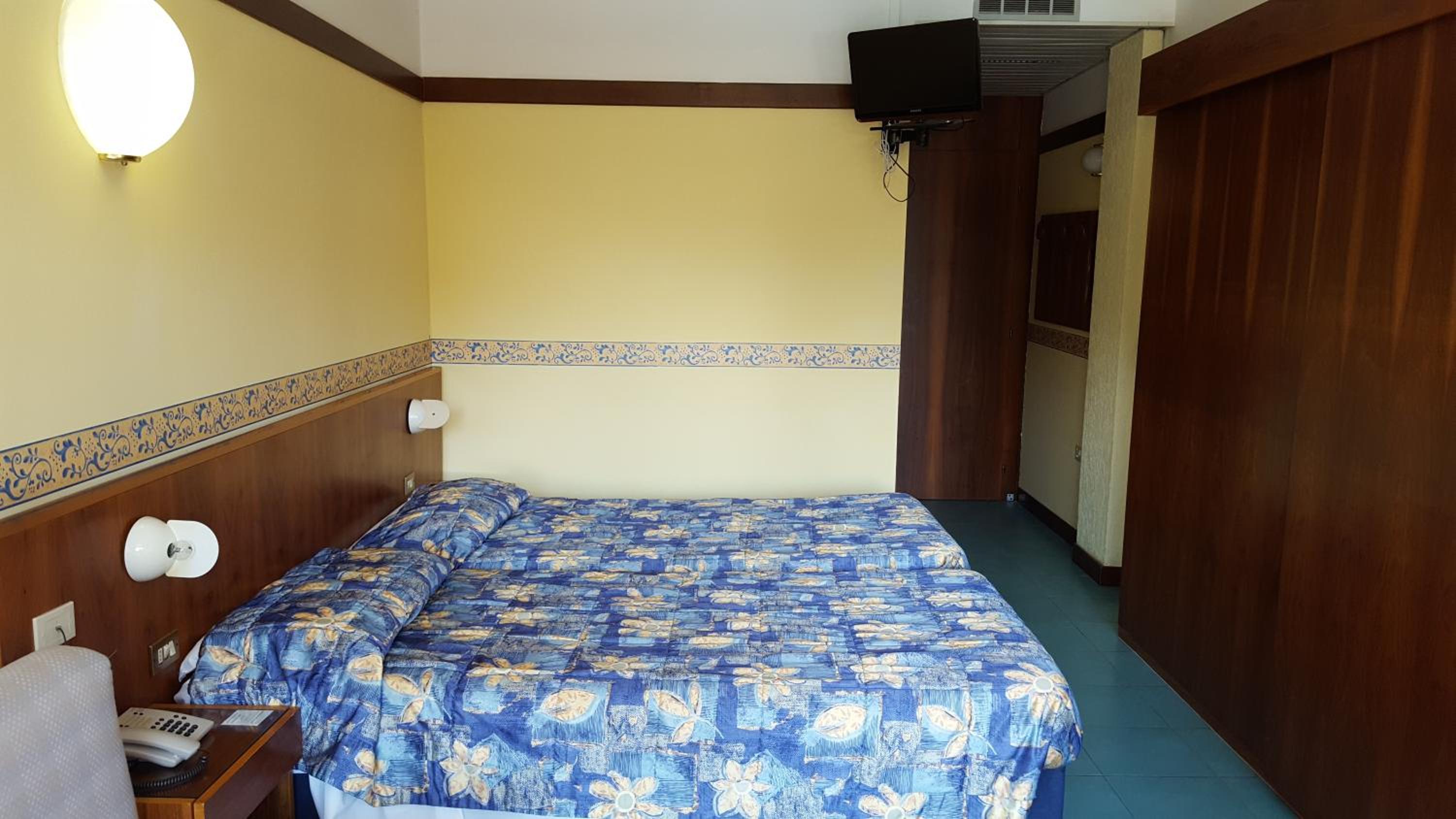 غرفة مزدوجة قياسية، Royal Hotel Garda 3/10