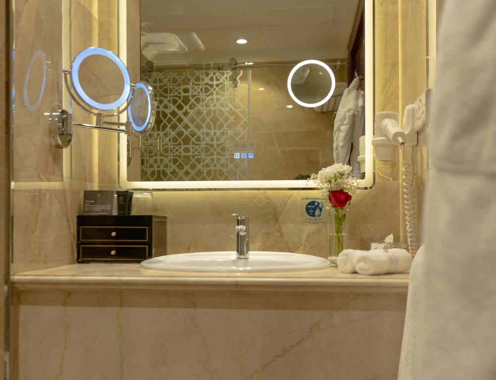 3 Bedrooms, Presidential, Vip, Suite, Haram View