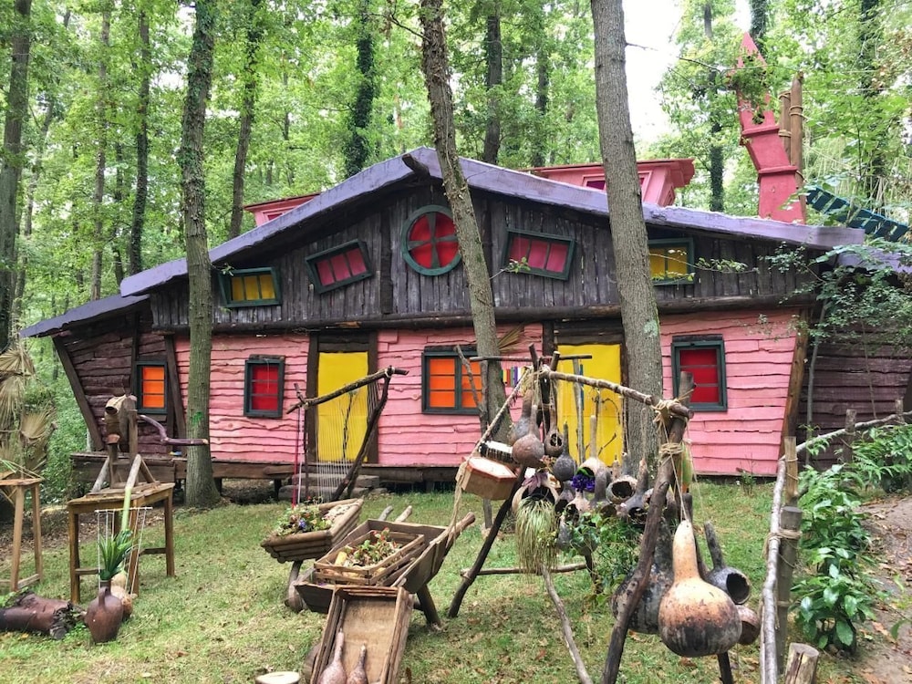 Wellborn Luxury Hotel in BASISKELE