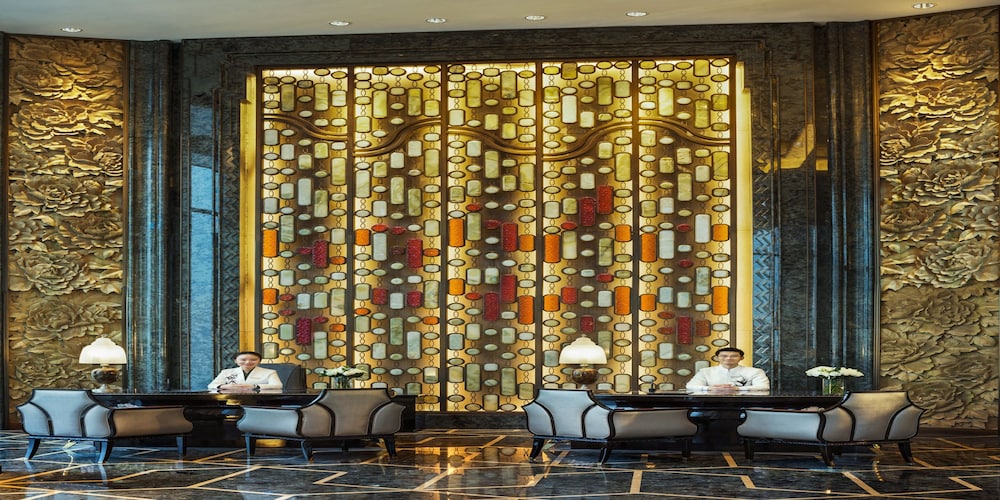 Wanda Reign Chengdu 7/45
