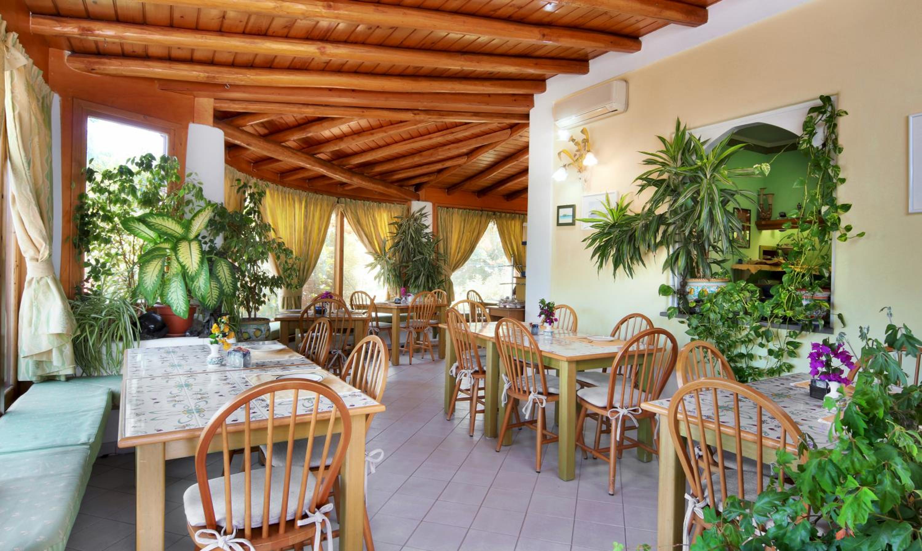 Hotel Residence Mendolita 39/50