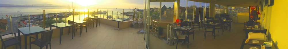 Ada Sahil Otel 8/12