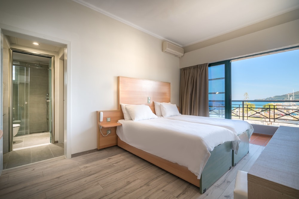2 BEDROOMS, FAMILY, SEA VIEW