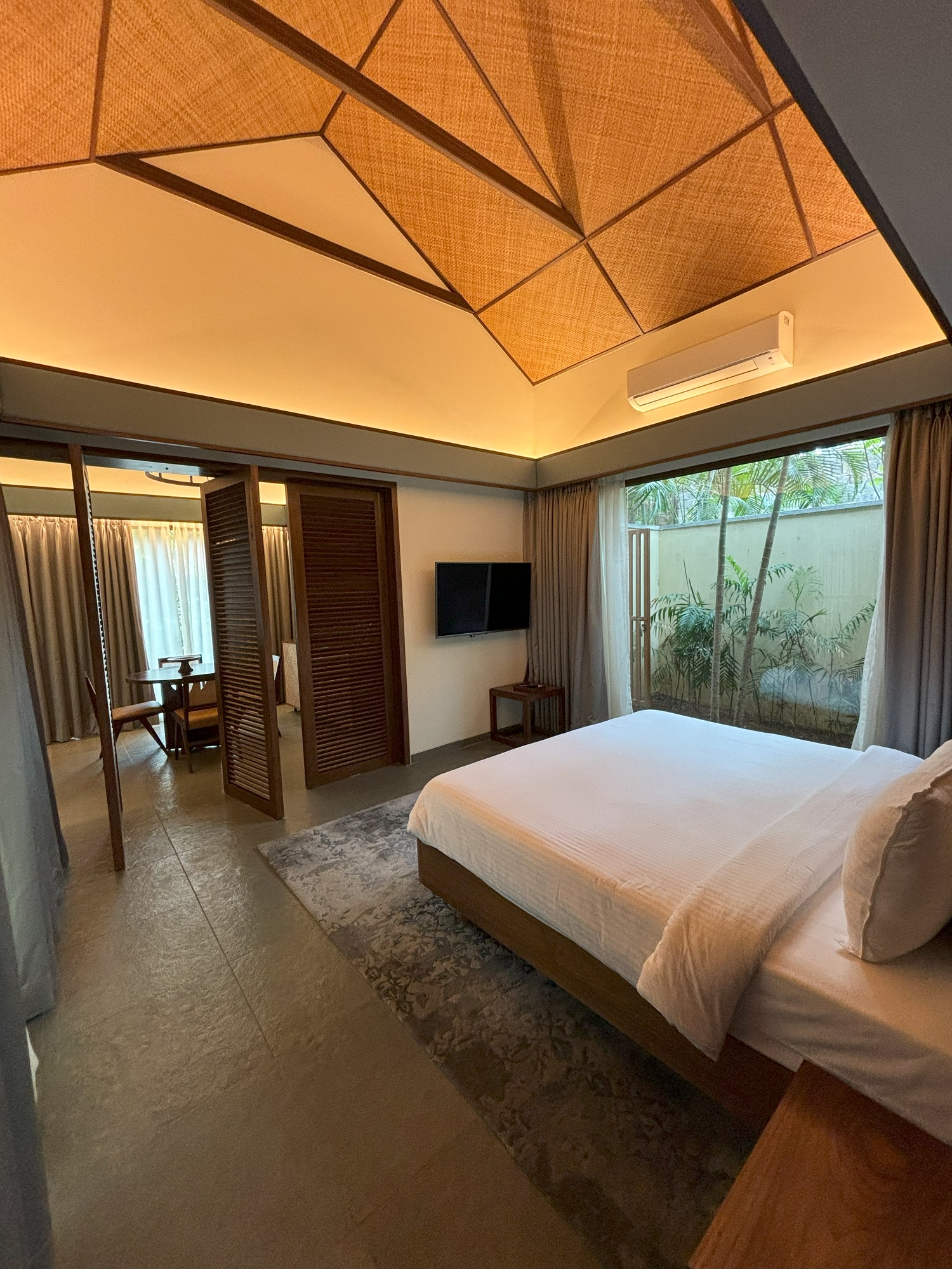 Pool, Club, Villa, Double Bed