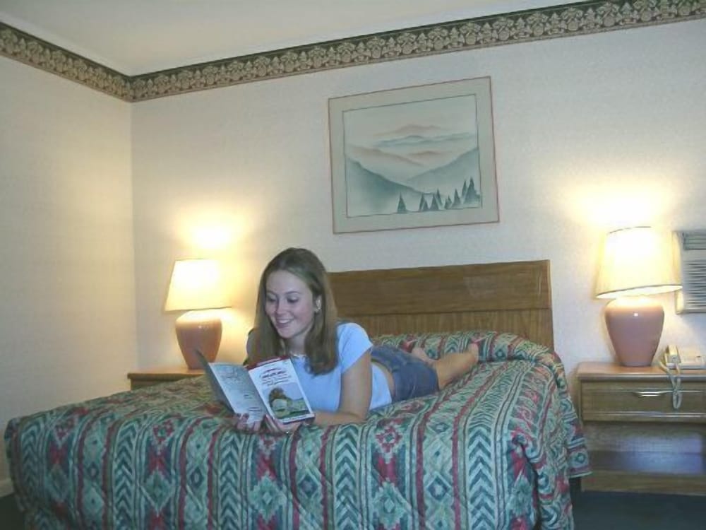 Value Inn 7/63