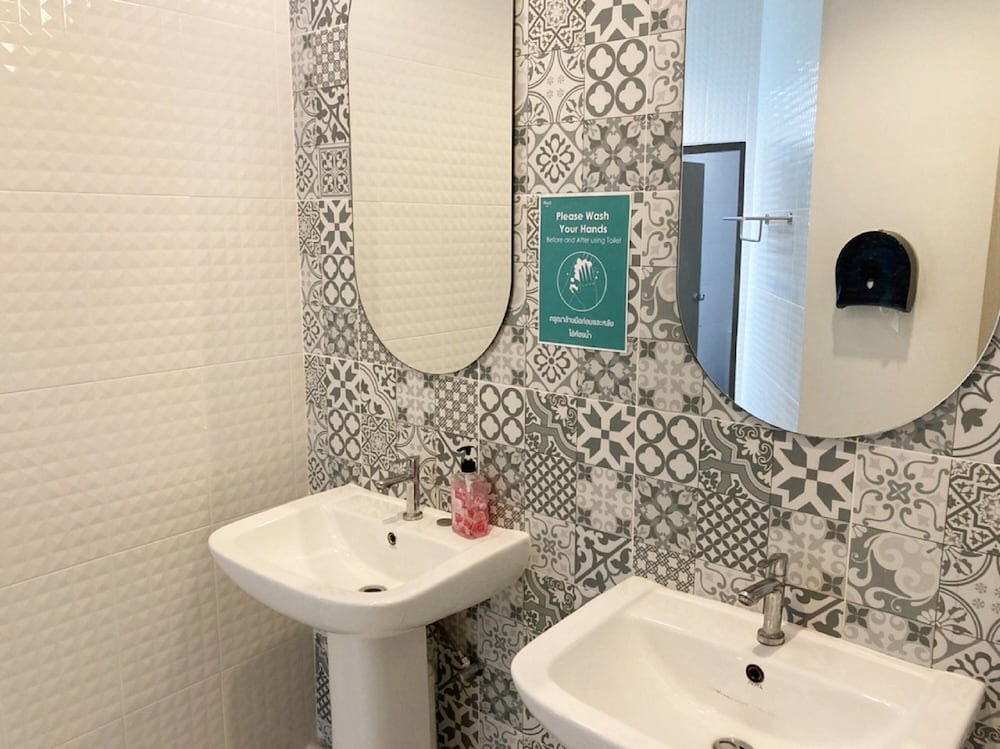 I Krabi Hostel Aonang 34/41