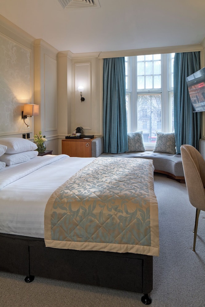 Sloane Square Hotel 33/63