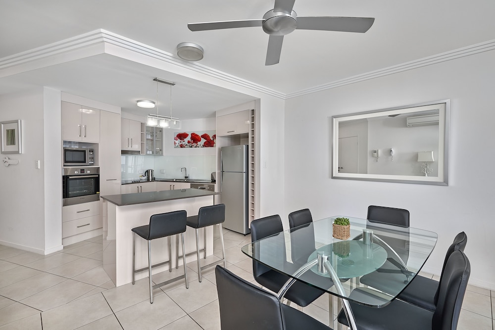 Vision Cairns Apartments 60/72