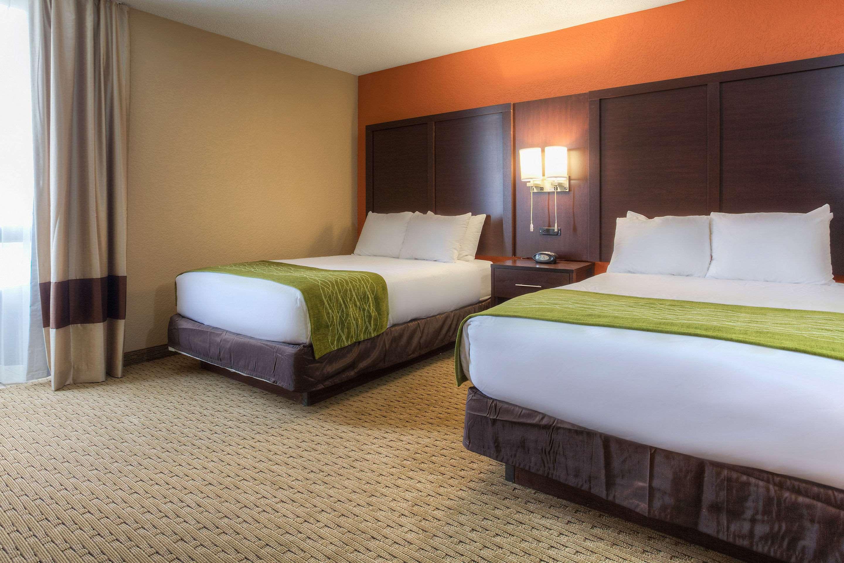 Upgrade, Efficiency, Suite, 2 Queen Beds, Accessible