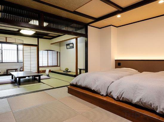 Japanese, Standard
