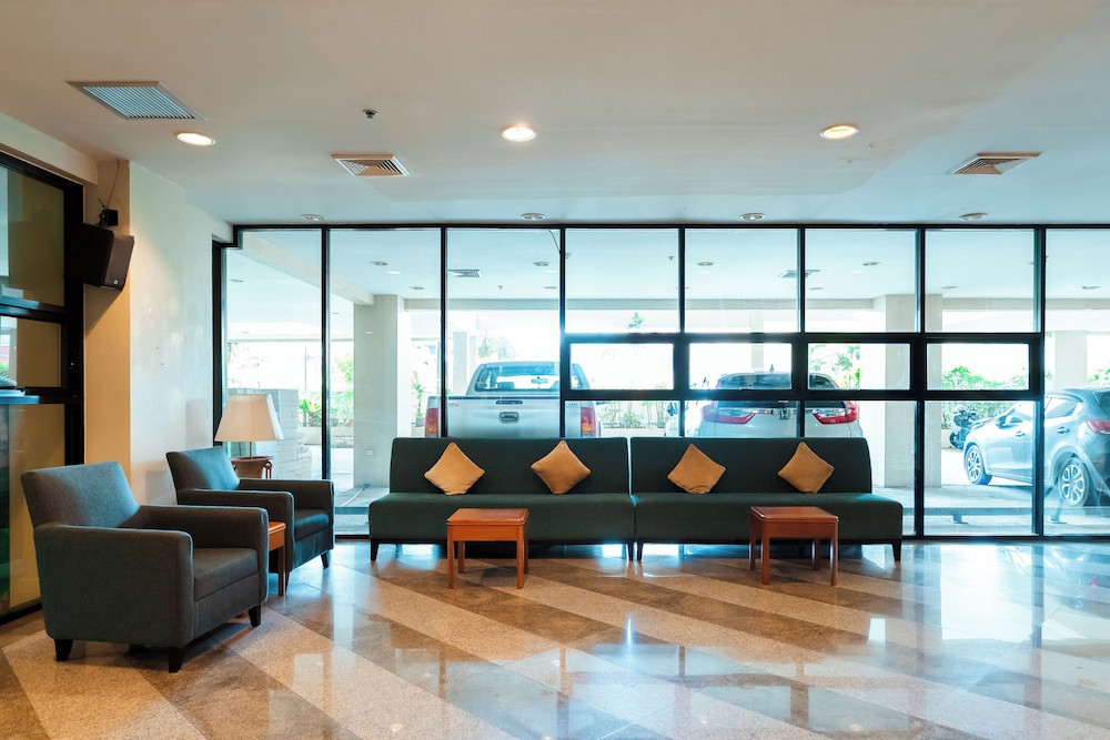Sandy Spring Hotel 52/71