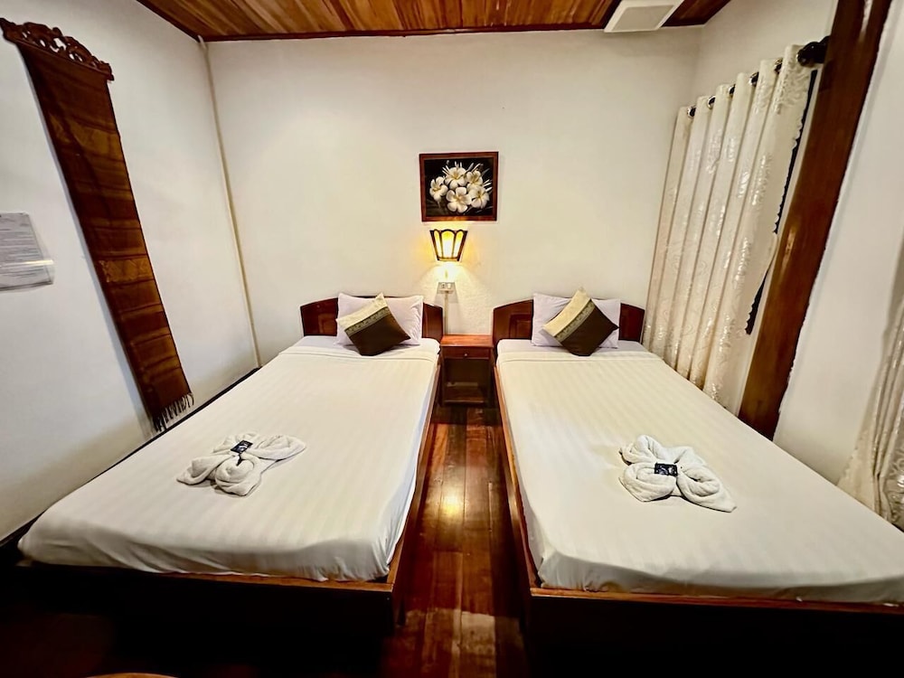 Rattana Guesthouse 9/18