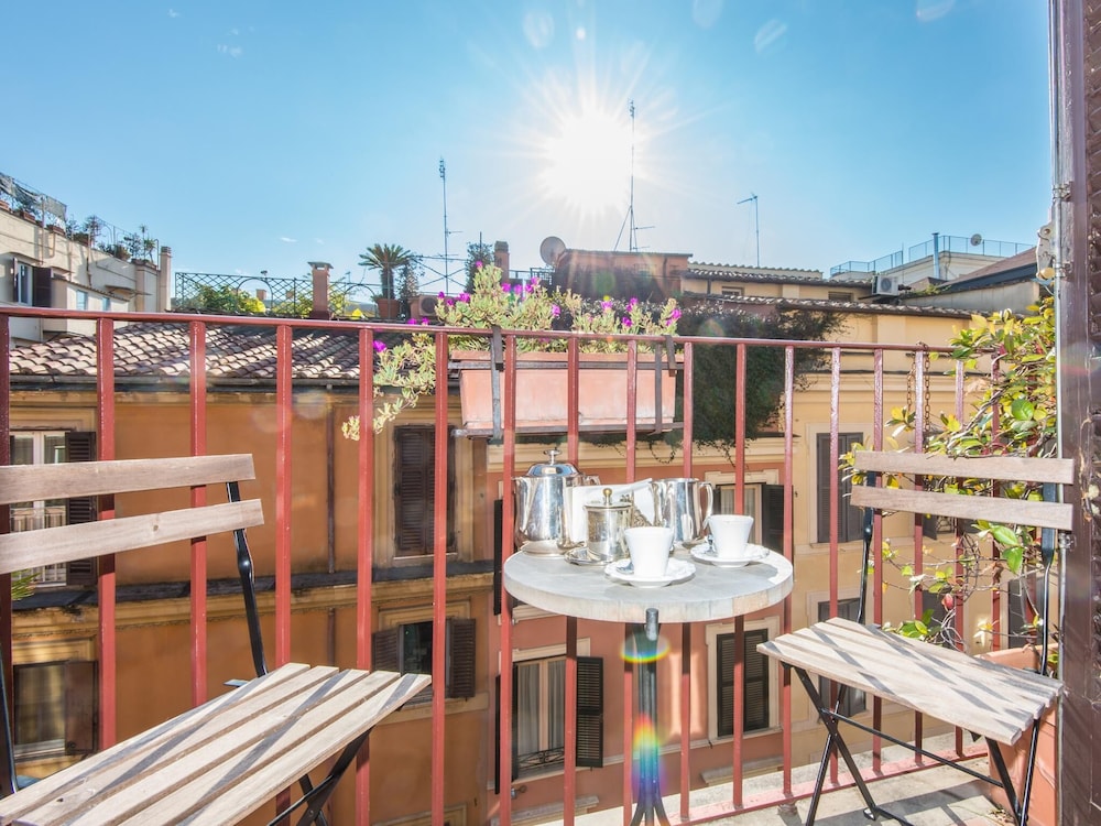 RSH Luxury Spanish Steps Terrace 33/50