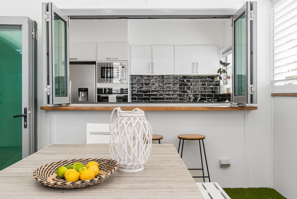 Azur Byron Bay 44/65