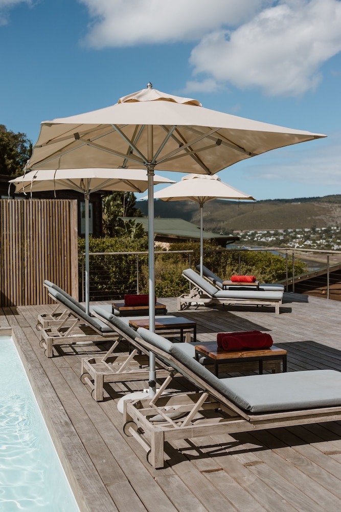 Elephant Hide of Knysna Guest Lodge 31/37